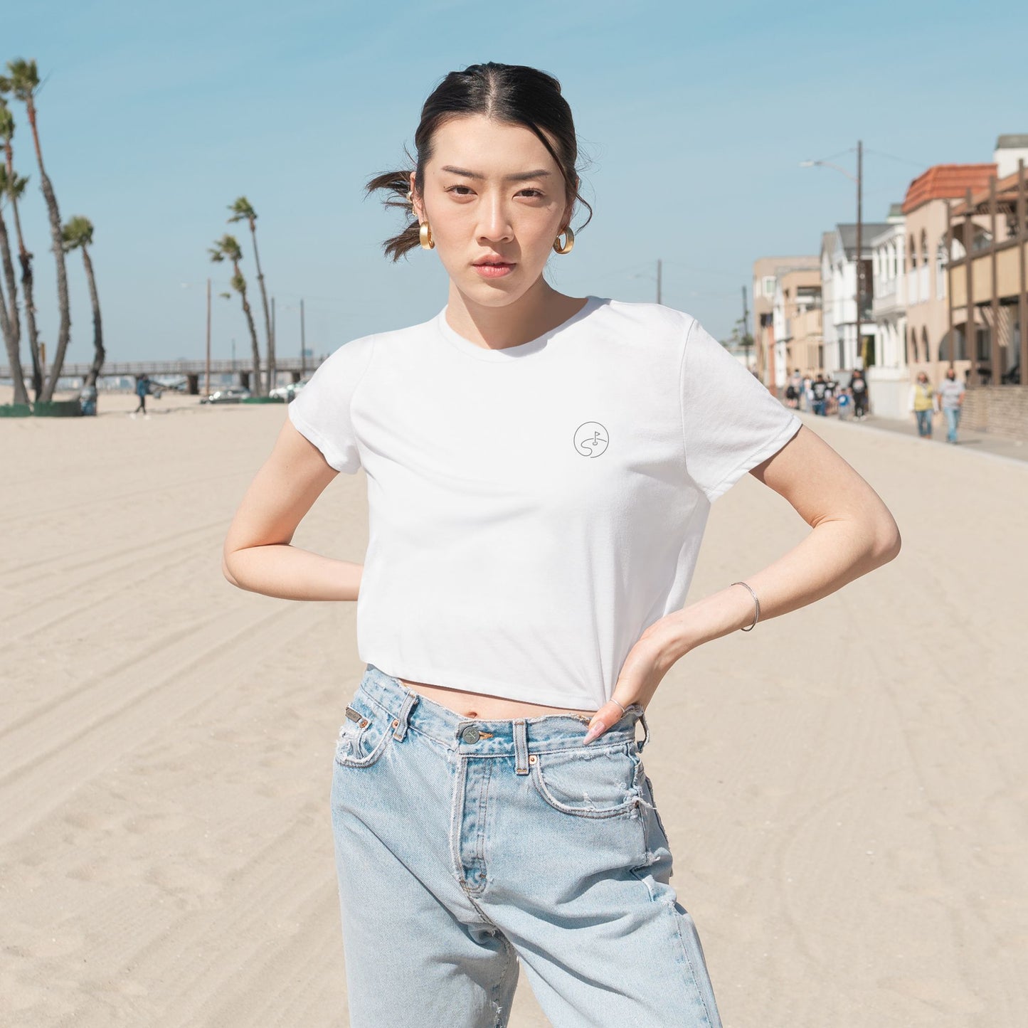 DFB Women's Flowy Cropped Tee